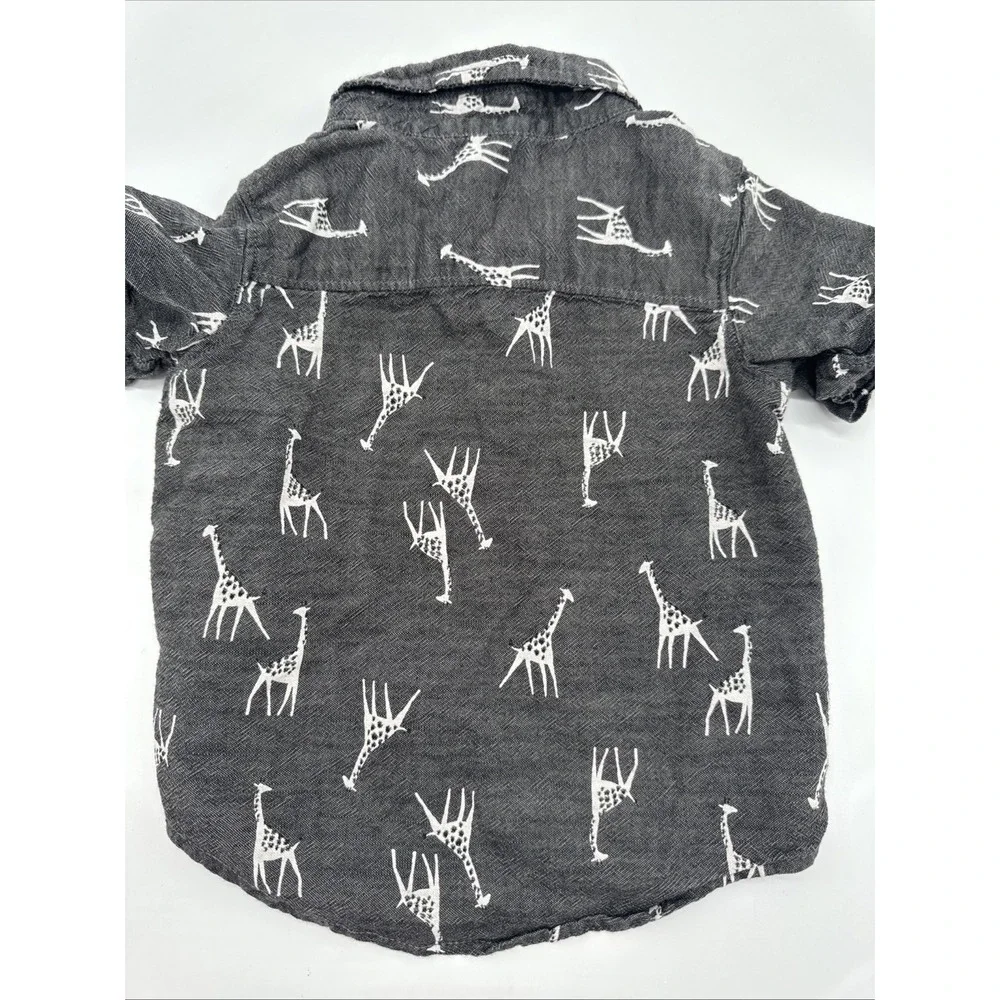 Old Navy 18-24 Months Gray‎ Giraffe Short Sleeve Button Down Shirt